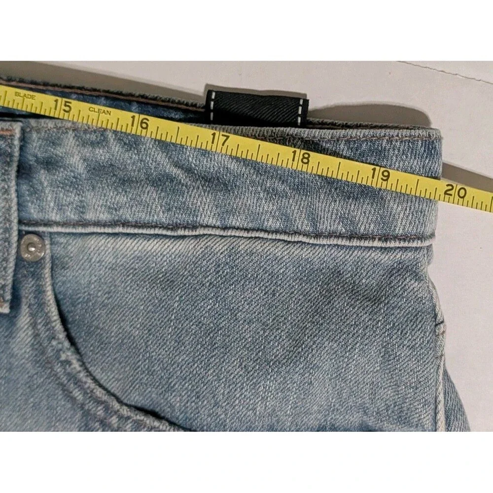 7 For All Mankind details brand